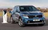 Kia Sorento hybrid ra mắt, giá chỉ từ 1,4 tỷ đồng