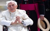Cựu Giáo hoàng Benedict XVI đang 'rất yếu'