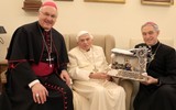 Cựu Giáo hoàng Benedict XVI đang 'rất yếu'