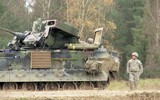 'Sát thủ diệt tăng' TOW trên xe chiến đấu bộ binh M2 Bradley