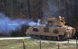 Khẩu pháo 25mm trên thiết giáp M2A2 Bradley đã bắn hỏng siêu tăng T-90M
