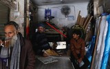 Pakistan chìm vào bóng tối vì mất điện toàn quốc