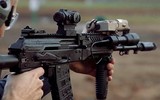 Nga đẩy mạnh sản xuất súng trường tấn công hiện đại AK-12