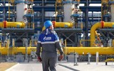 Doanh thu dầu khí Nga giảm gần 40%