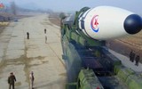 Ông Kim Jong-un cùng con gái theo dõi vụ phóng 'tên lửa quái vật' Hwasong-17