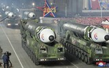 Ông Kim Jong-un cùng con gái theo dõi vụ phóng 'tên lửa quái vật' Hwasong-17