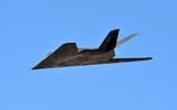 Mỹ vẫn bí mật duy trì phi đội 'Chim ưng đêm' F-117