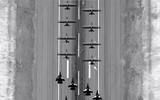 'Thần chết' MQ-9 Mỹ thị uy với màn 'voi đi bộ'