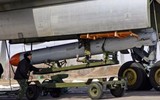 Vật thể lạ rơi xuống Ba Lan có thể là tên lửa hành trình Kh-55 bay lạc?