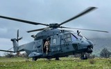 Toàn cảnh vụ lính đặc nhiệm Italy đổ bộ từ trực thăng SH-90A để giải cứu tàu hàng khổng lồ