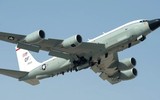 Trinh sát cơ khổng lồ RC-135 Anh quay đầu ngay khi gặp Su-27 Nga trên Biển Đen
