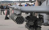Mỹ cáo buộc Iran liên tục chiếu laser vào trực thăng tấn công AH-1Z
