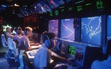 Mỹ tiết lộ về vụ tàu chiến đánh chặn tên lửa và UAV tự sát nhằm vào Israel