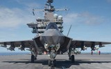 Tiêm kích hạm F-35C lộ diện với lớp sơn phủ như gương