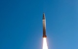 Mỹ phát triển thành công tên lửa phóng từ 'hỏa thần' HIMARS, miễn nhiễm với tác chiến điện tử