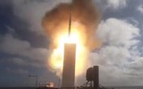 Mỹ phóng siêu tên lửa SM-6 trị giá 4,3 triệu USD đối phó Houthi