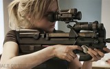 Súng tiểu liên xuyên giáp FN P90 có gì đặc biệt?