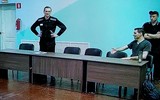Chính trị gia đối lập nổi tiếng của Nga đột ngột chết trong tù