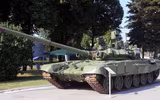 Sức mạnh xe tăng M-84AC1 được đánh giá ngang ngửa với T-90M