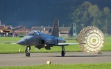 Mỹ mua phi đội 22 tiêm kích F-5E/F Tiger II của Thụy Sĩ để làm gì?