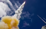 Tổ hợp SM-3 Mỹ đánh chặn tên lửa Iran phóng vào Israel