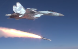 Su-30SM mang tên lửa R-37M tầm bắn 300 km, sẵn sàng đối đầu F-16 Ukraine