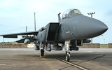 Tiêm kích F-15EX và F-15E được trang bị tên lửa hành trình tầm xa AGM-158C 