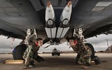 F-16 Ukraine mang bom thông minh GBU-39 tấn công mặt đất?