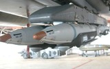 F-16 Ukraine mang bom thông minh GBU-39 tấn công mặt đất?