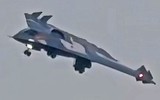 Truyền thông Trung Quốc: Tiêm kích J-36 có thể khắc chế ‘pháo đài bay’ tàng hình B-21 Mỹ