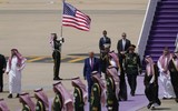 Ả rập Xê út điều 5 tiêm kích hộ tống chuyên cơ của Tổng thống Trump