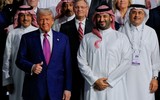 Ả rập Xê út điều 5 tiêm kích hộ tống chuyên cơ của Tổng thống Trump