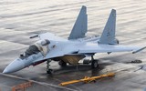Tiêm kích Su-30 Malaysia biểu diễn tuyệt kỹ 'lá vàng rơi'