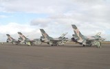 Bất chấp cảnh báo ‘nóng’, tiêm kích F-16 Venezuela vẫn ‘vờn trên đầu’ khu trục hạm Mỹ