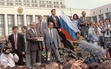 Tàu ngầm hạt nhân Mỹ bị tàu ngầm Nga đâm thủng bụng năm 1992