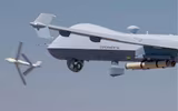 Bước ngoặt tác chiến khi drone tự sát 'dao bấm' được phóng từ UAV MQ-9
