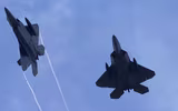 ‘Quái điểu’ F-22 Raptor phá kỷ lục bắn xa với tên lửa AIM-120 mới, khẳng định thế thượng phong