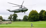 Marine One gặp sự cố khiến Tổng thống Trump phải chuyển sang trực thăng dự bị
