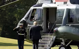 Marine One gặp sự cố khiến Tổng thống Trump phải chuyển sang trực thăng dự bị