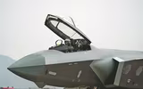 Trung Quốc cán mốc 300 tiêm kích J-20: Vượt xa số lượng F-22 Mỹ, liệu có thay đổi ‘cán cân’ bầu trời?