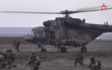 Drone Ukraine tập kích phá hủy trực thăng Mi-8 ở Crimea