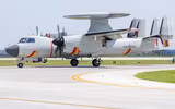 'Đôi mắt bay' KJ-600 lần đầu cất cánh từ tàu sân bay Phúc Kiến