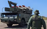Venezuela dựng 'lá chắn BUK' quanh Caracas sau đe dọa từ Mỹ