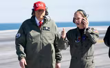 Tổng thống Trump chứng kiến màn phóng tên lửa SM-2 trị giá hàng triệu USD