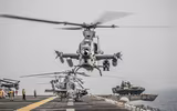 Trực thăng AH-1Z Viper của thủy quân lục chiến Mỹ diễn tập bắn đạn thật trên biển Caribe
