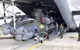 Trực thăng AH-1Z Viper của thủy quân lục chiến Mỹ diễn tập bắn đạn thật trên biển Caribe