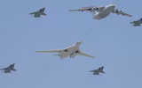 Tiêm kích MiG-31K Nga tập tiếp dầu trên không, mở rộng tầm tấn công 