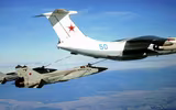 Tiêm kích MiG-31K Nga tập tiếp dầu trên không, mở rộng tầm tấn công 