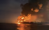 Khoảnh khắc xuồng tự sát Ukraine tấn công 'tàu chở dầu Nga'