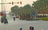 [Ảnh] Kinh hãi những ‘hung thần’ chở cuộn thép lao ào ào trên đường